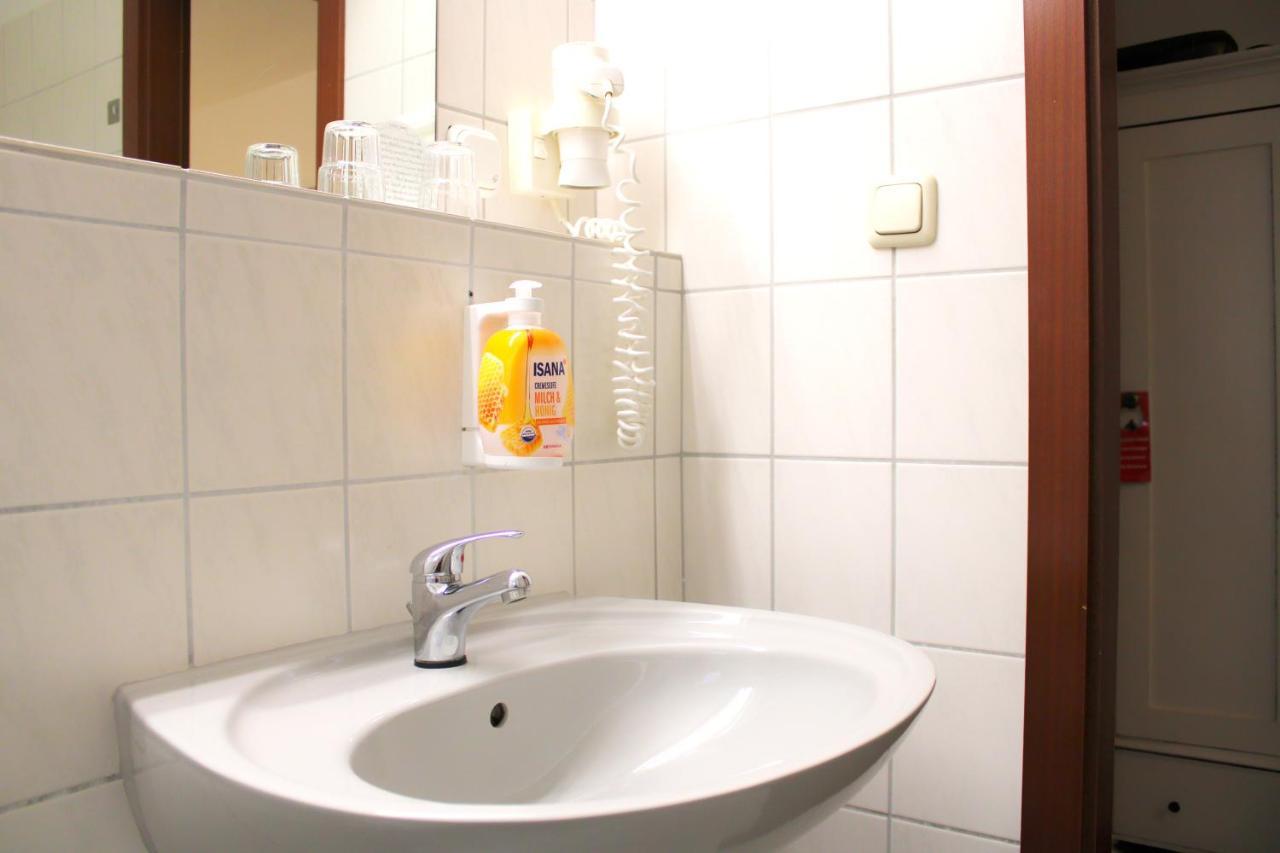 Cvjm Hotel Am Dom Lübeck Eksteriør billede