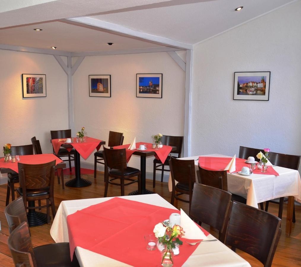 Cvjm Hotel Am Dom Lübeck Eksteriør billede